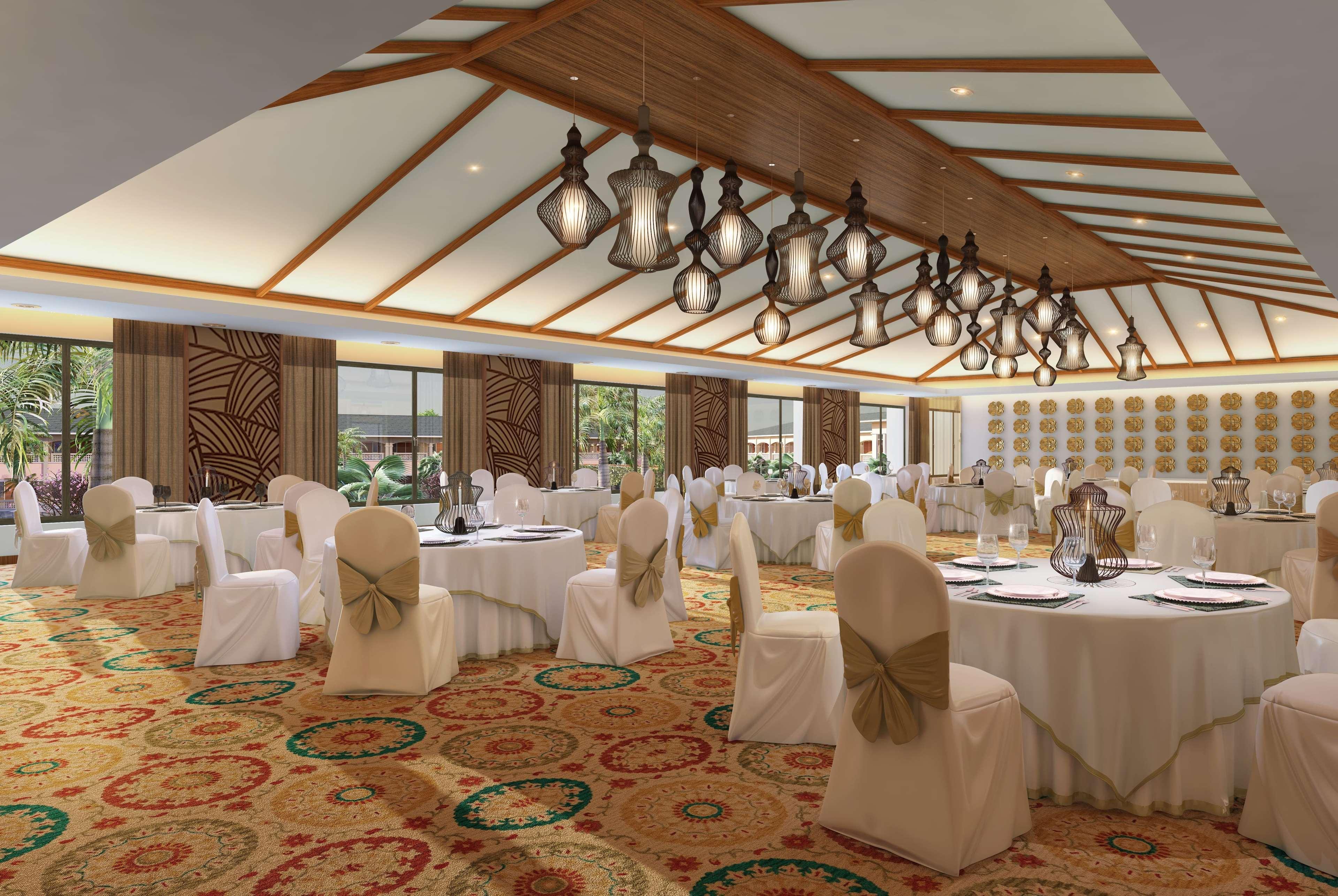 Hawthorn Suites By Wyndham Dwarka Екстериор снимка