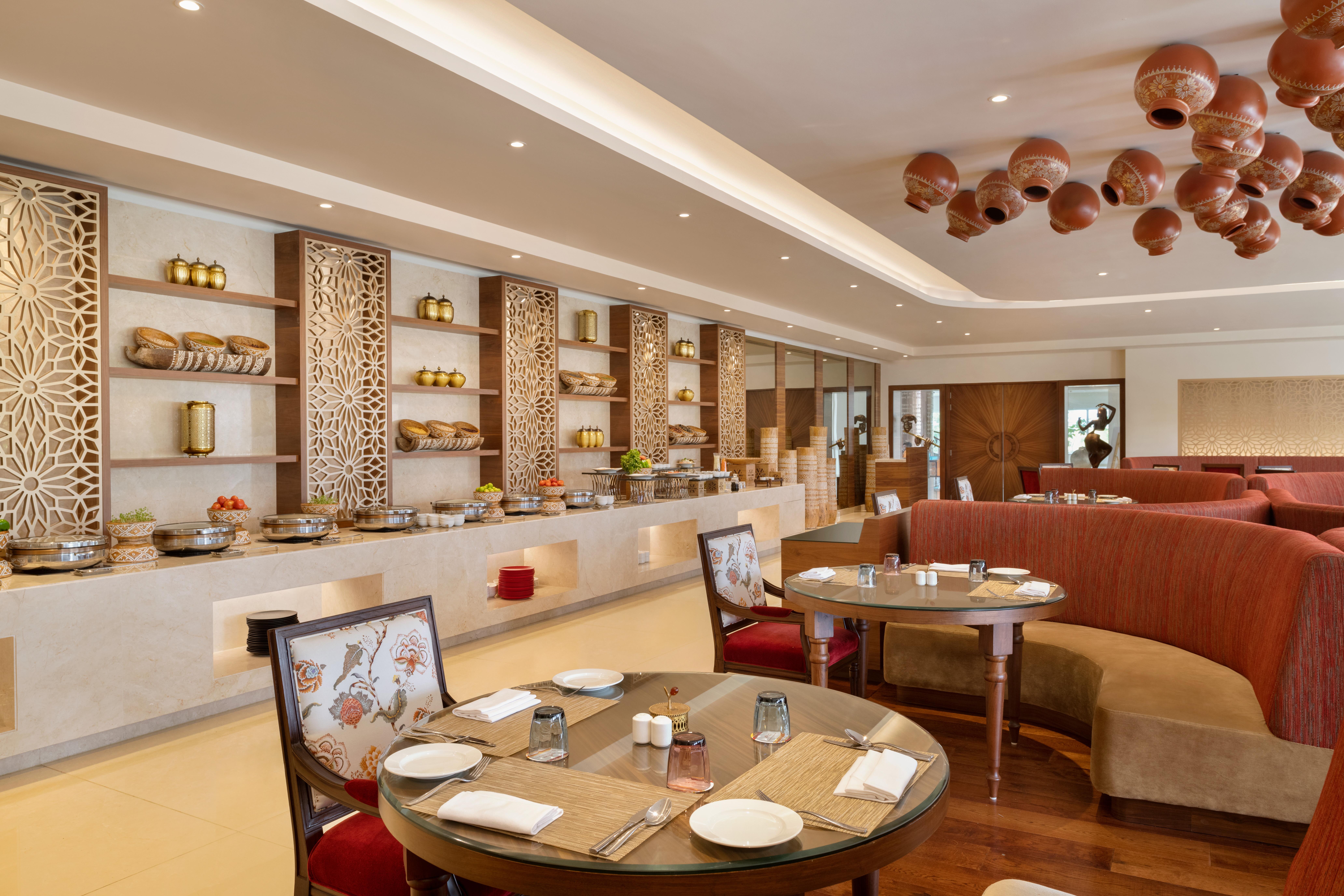 Hawthorn Suites By Wyndham Dwarka Екстериор снимка